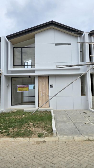 DI SEWAKAN RUMAH SIAP HUNI ROLLING HILLS 6 OCEAN DRIVE MAKASSAR