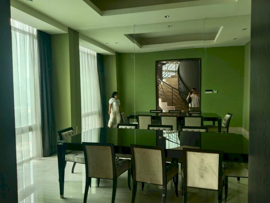 DIJUAL UNIT APARTEMENT FOUR SEASON