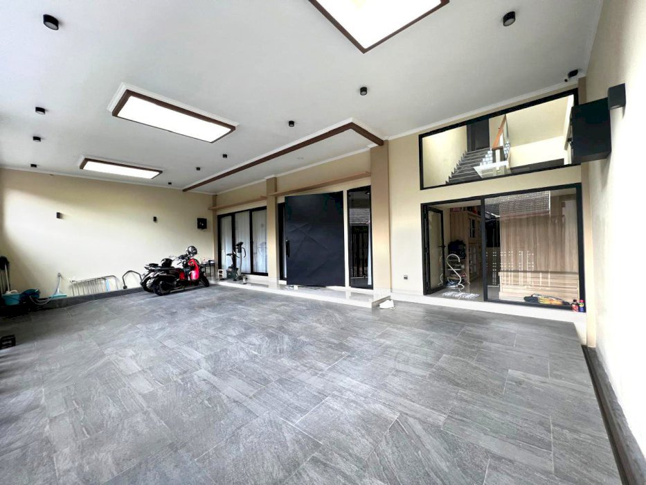 DI JUAL RUMAH BARU MEWAH CANTIK DI BANDUNG