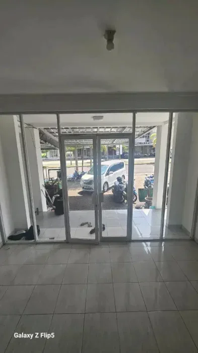 DIJUAL RUKO STRATEGIS VILLA RISKI ILHAMI 2 SAWANGAN DEPOK