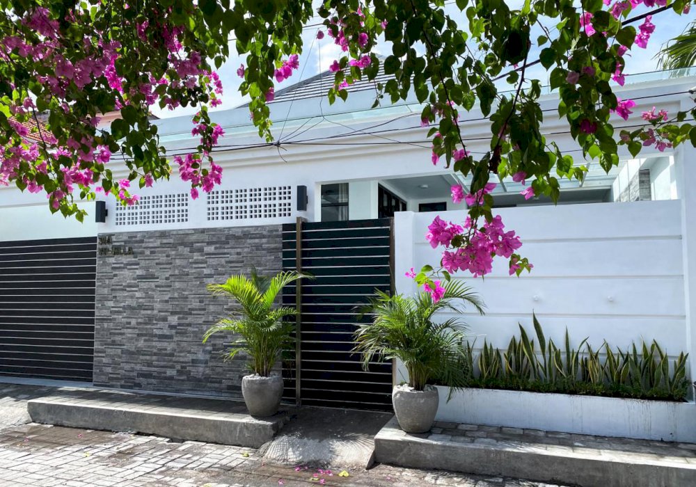 DIJUAL VILLA EKSLUSIF DI SEMINYAK BALI