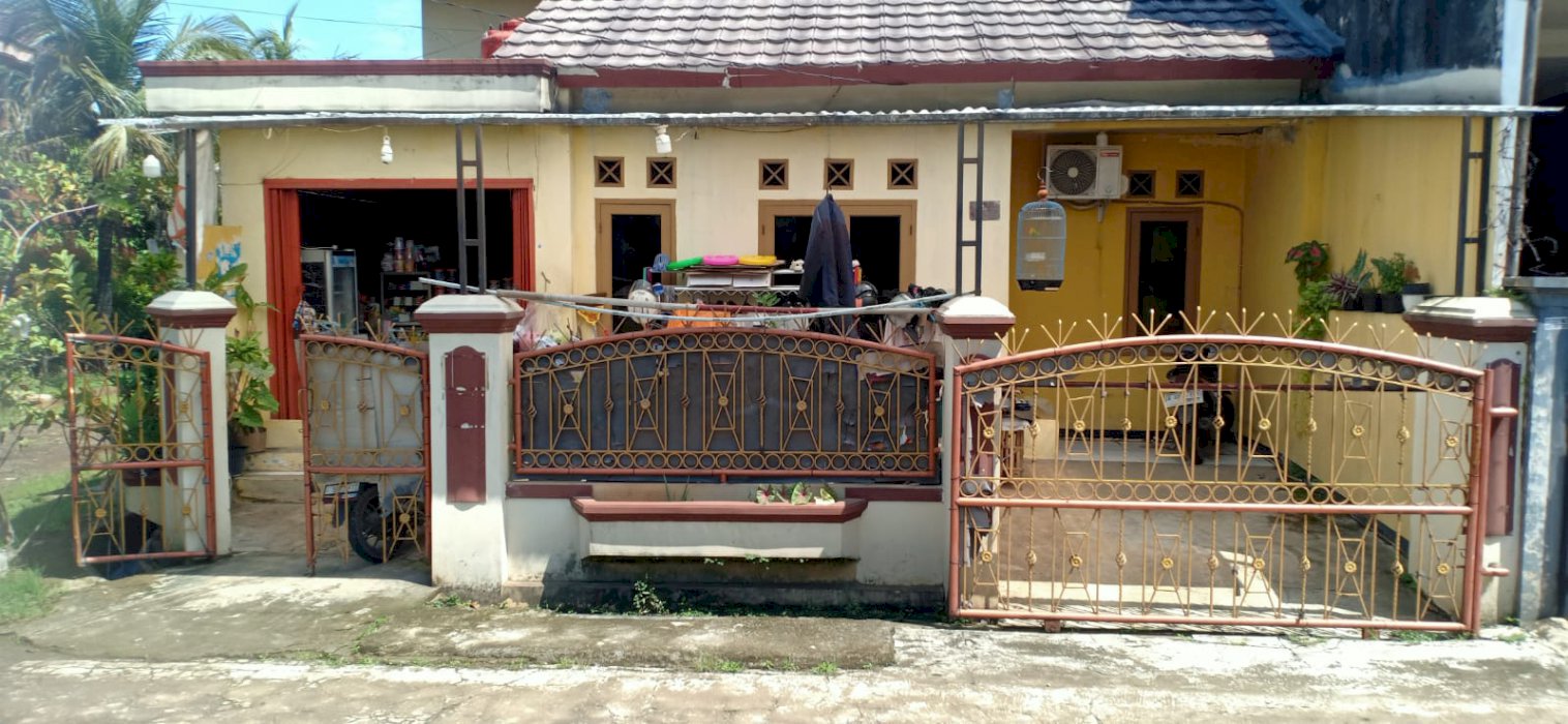 DIJUAL CEPAT RUMAH TAMANKENARI JAGORAWI  DEKAT TOL CIBINONG LUAS 121M2