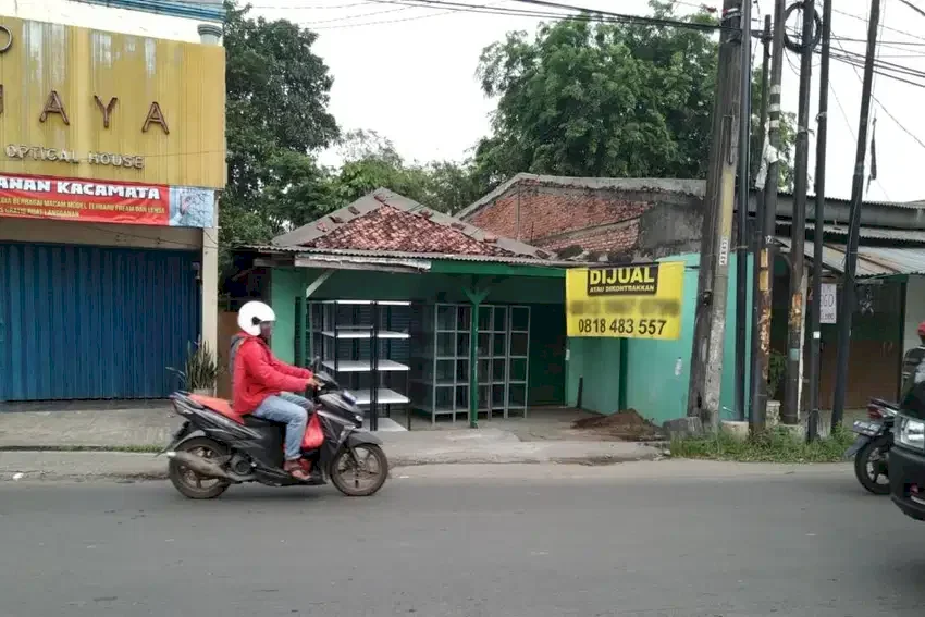 Tanah/Kios Gandeng, Pinggir Jalan Utama, 126 m2, Bekasi