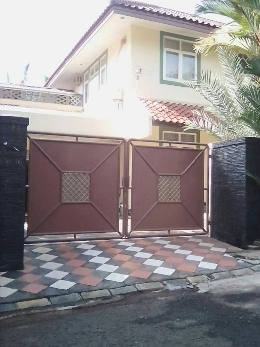 DI JUAL RUMAH MURAH LUAS DI BEKASI  KOTA