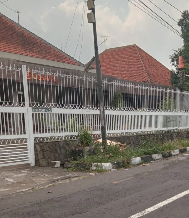 DIJUAL RUMAH KLASIK KOTABARU JOGYA
