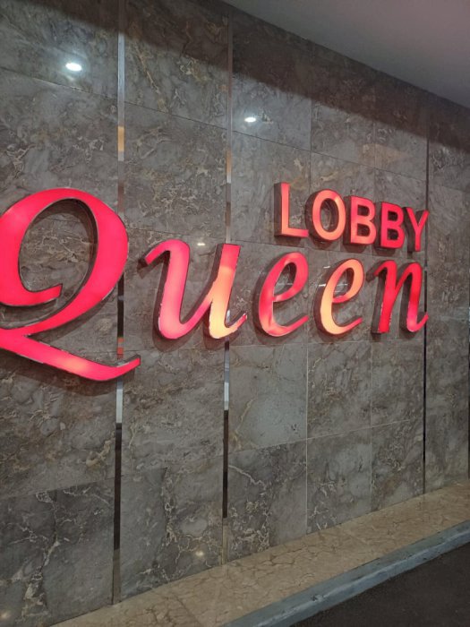 DIJUAL APARTEMEN ROYAL SUITES  LOBBY QUEEN KEMAYORAN JAKARTA PUSAT
