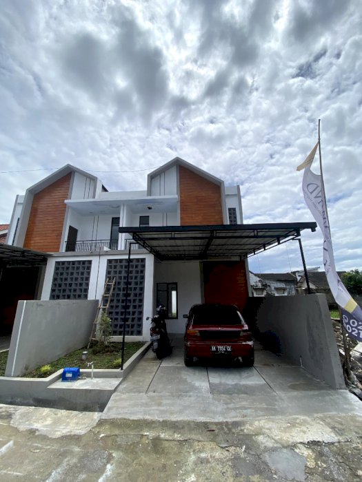 DI JUAL RUMAH CANTIK DI KALINEGORO MERTOYUDAN MAGELANG
