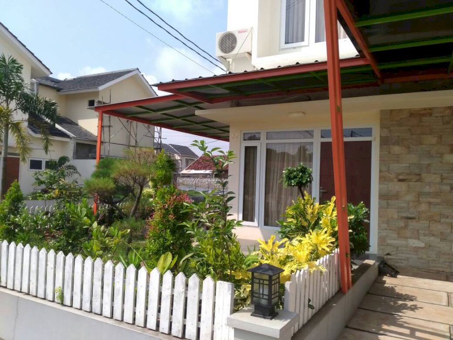 Jual rumah sawangan