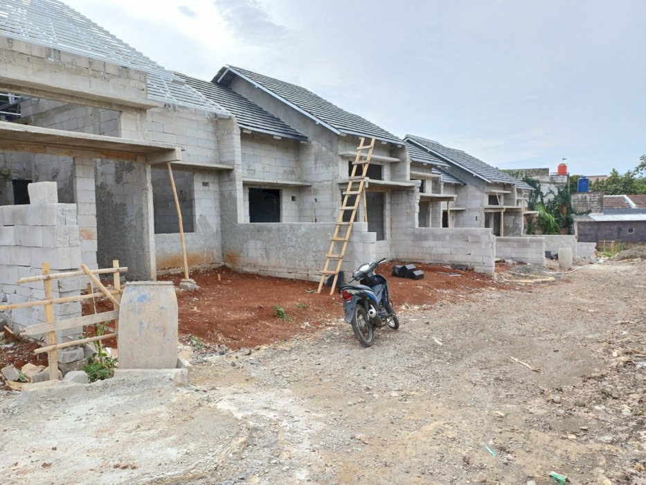 Rumah KPR dekat stasiun comuterline depok