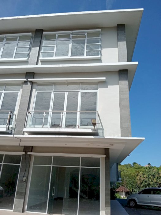 DI JUAL RUKO SOHO 3 LANTAI  BANGUNAN BARU NUSA DUA BADUNG BALI