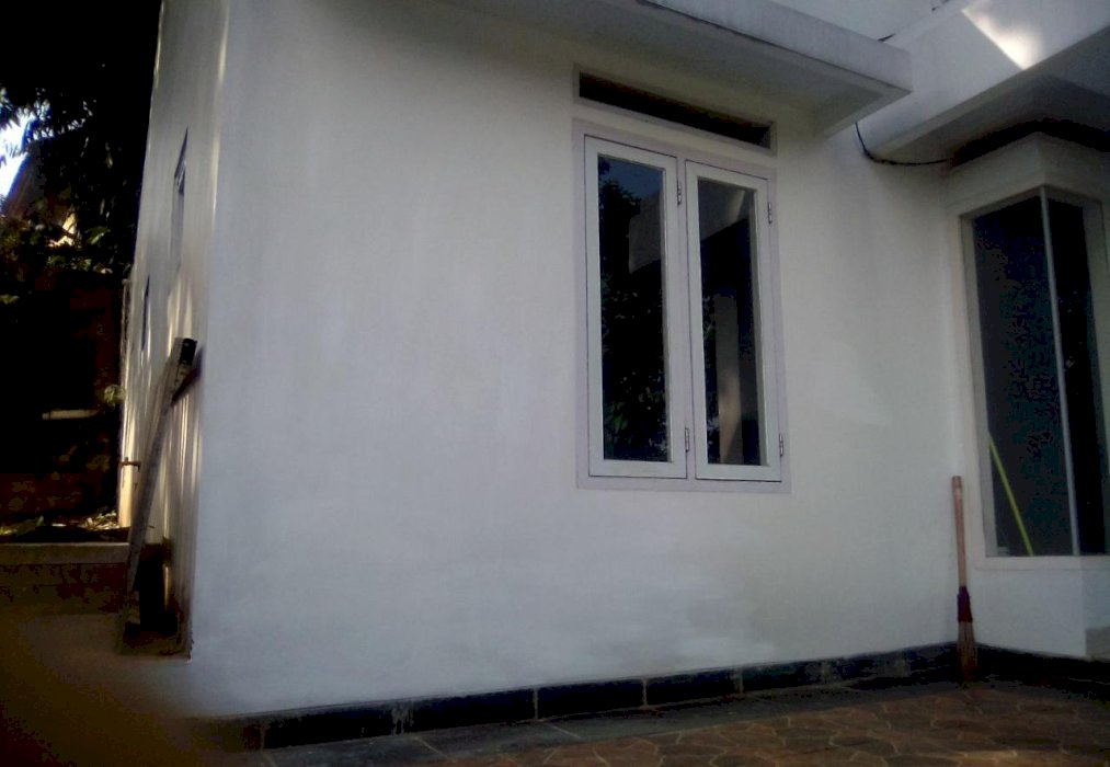 DIJUAL CEPAT RUMAH ASRI SIAP HUNI TANAH LUAS AREA DEPOK