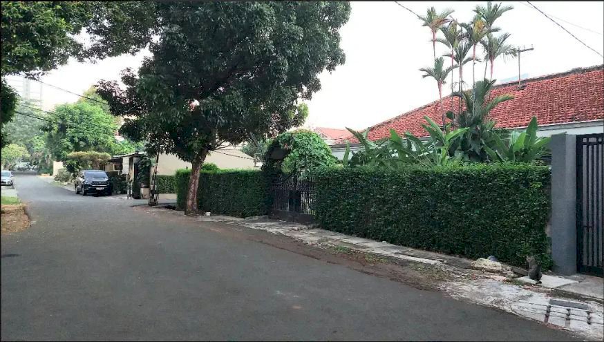Rumah Asri Lingkungan Exclusive Pancoran Timur, Jakarta Selatan