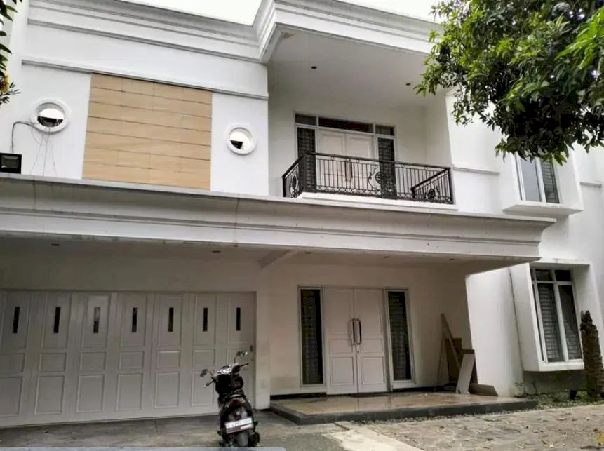 Rumah Mewah Fas. Pool MURAH Gaharu MPR Cipete, Cilandak, Jakarta