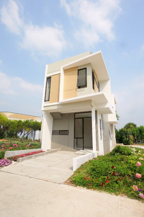 Angsuran mulai 3 jutaan udah miliki rumah 2 lantai di Karawang kota