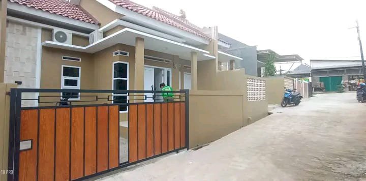 DI JUAL RUMAH CANTIK DI PERUMAHAN GRAND DUTA SAWANGAN KOTA DEPOK