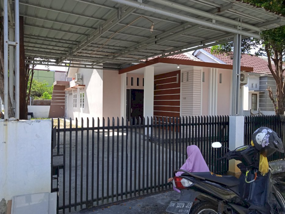 RUMAH CANTIK POSISI ASIK DI KOTA PEKANBARU