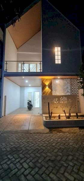 DI JUAL RUMAH BARU DI BUMI SUKO SIDOARJO KOTA 750 juta