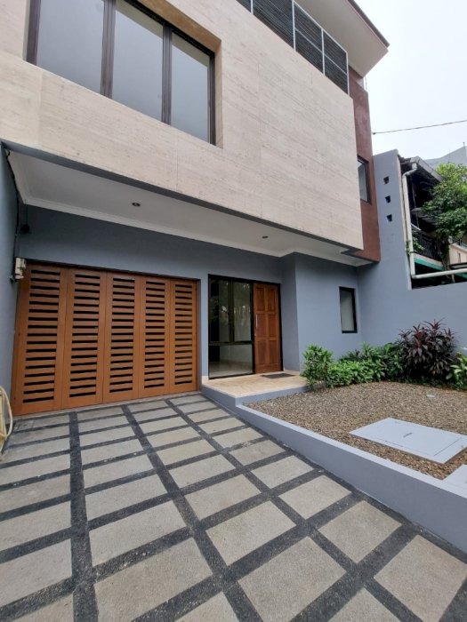 Dijual Rumah 2 Lantai New Brand Pondok Indah