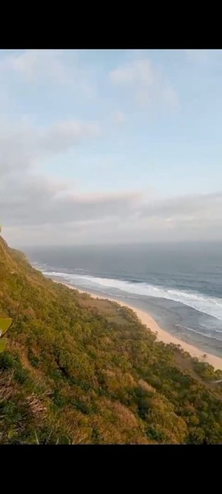 DI SEWAKAN TANAH LOS PINGGIR PANTAI 35 JUTA PERTAHUN  ULUWATU BALI
