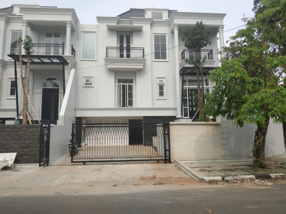 Dijual Rumah Mewah American Classic di Kebayoran Baru Jakarta Selatan