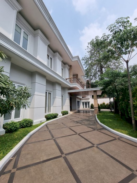 Dijual Rumah Mewah 2 Lantai Brand New House Kemang Jakarta Selatan