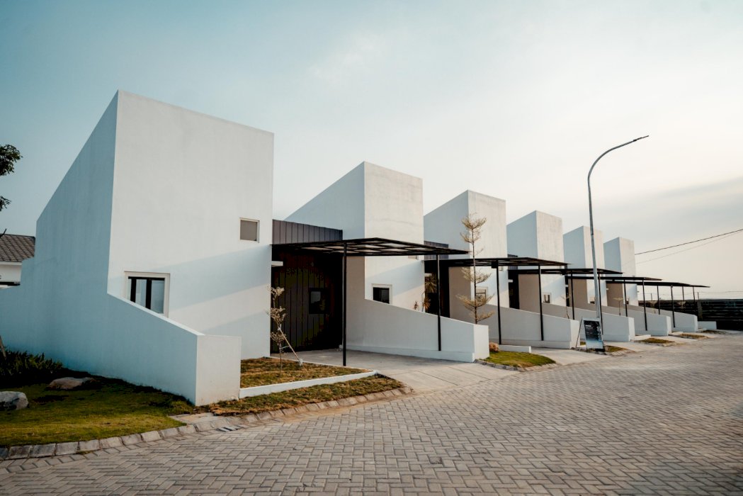 Proudly Present Woodville Residence 500jtan desain kekinian