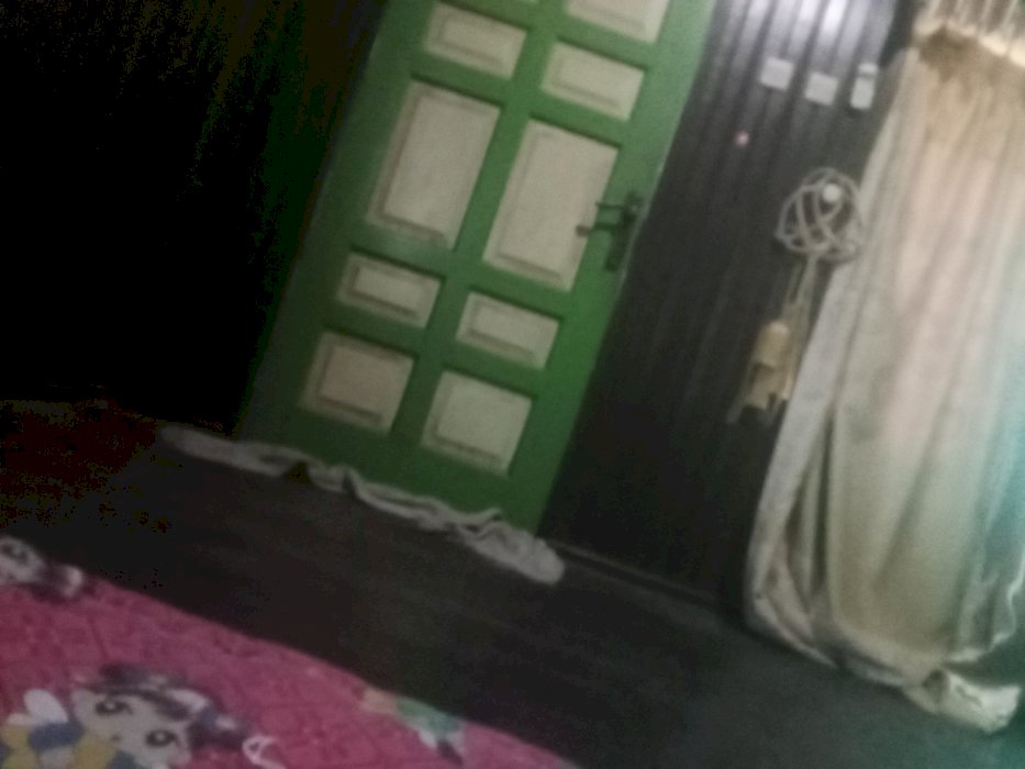 Sewa Kontrak Kamar Laki atau Bini