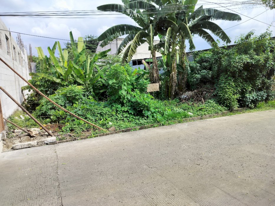 Kavling 4 persegi  depan Jalan lebar Bisa semi Kantor  àtau gudàng