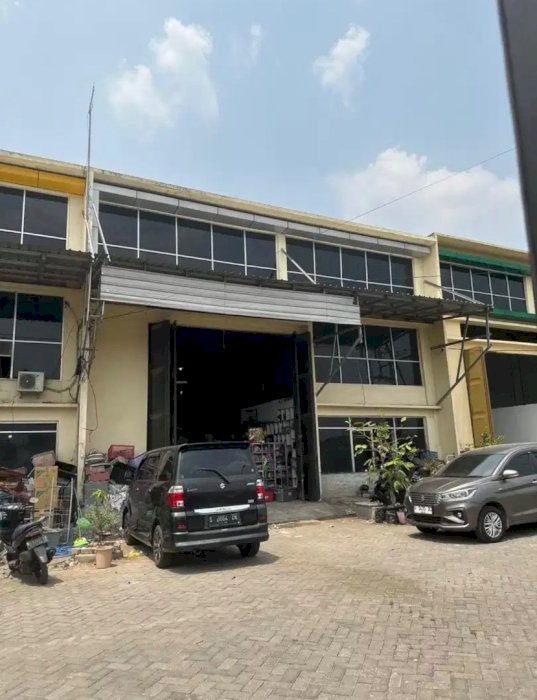 2 Unit Gudang Puri Bizpark Mojokerto