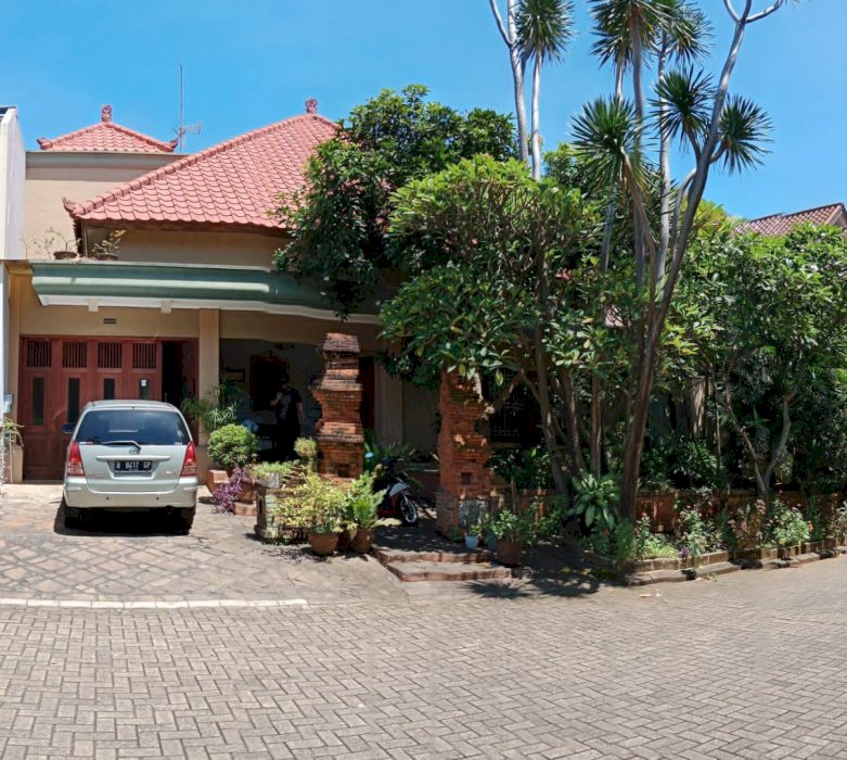 RUMAH CANTIK BALI VIEW DI CIPUTAT TANGERANG SELATAN