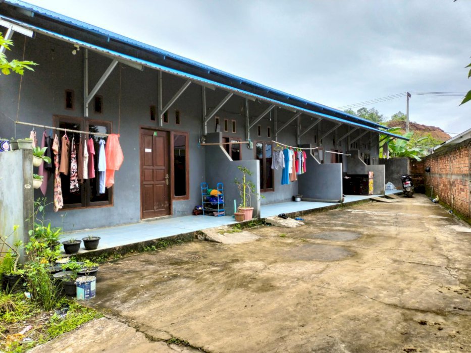 Dijual Bangunan Beton Bangsalan 4 Pintu di Samarinda