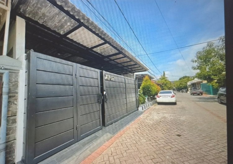 Rumah harga 2M.an, siap huni di Griya Babatan Mukti, Surabaya