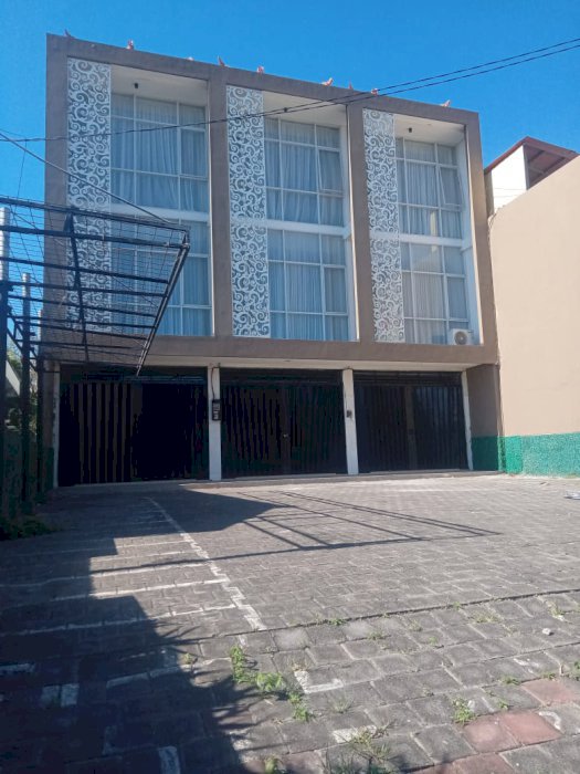 Dijual Ruko gandeng 3, Jalan Bypass Nusa Dua, Bali