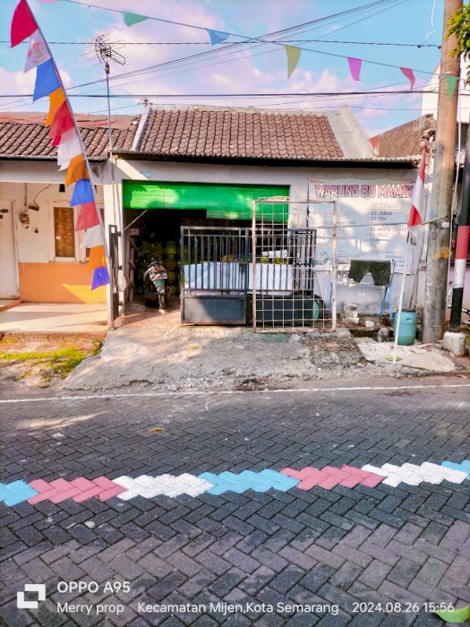 Rumah second di Jatisari lestari