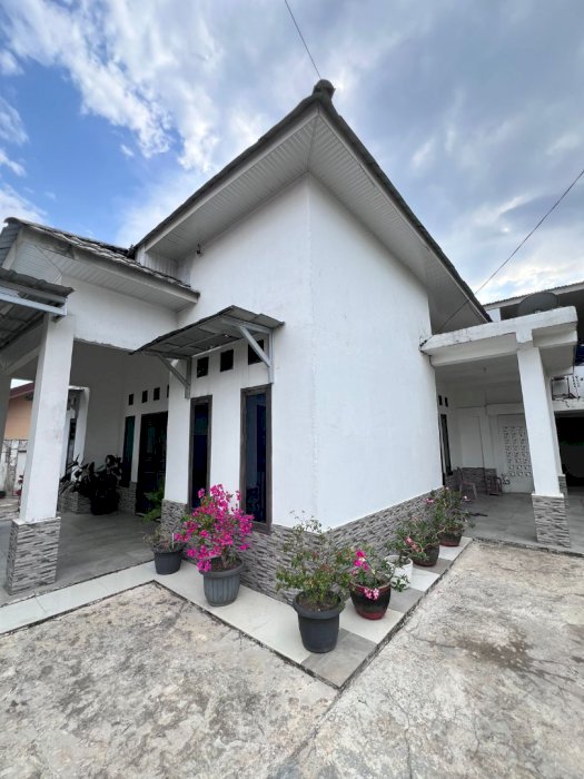 Dijual Cepat Rumah Mewah 2 Lantai di Pematang Sulur, Telanaipura