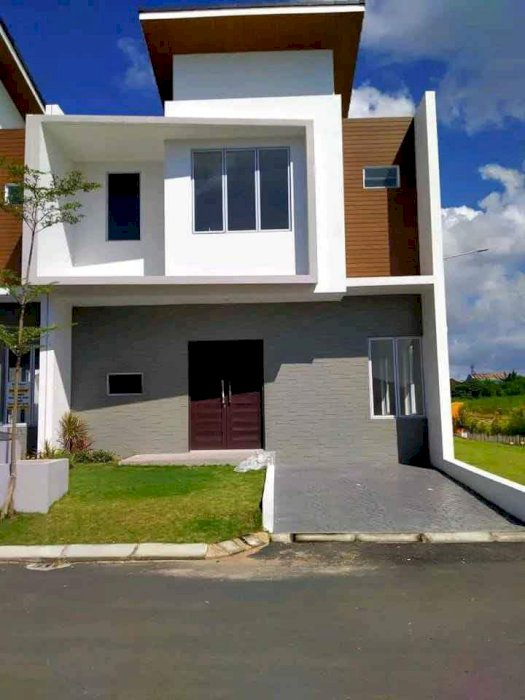 Azure bay perumahan 2 lantai