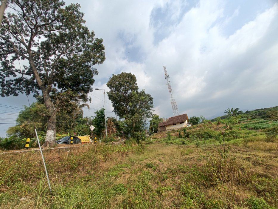 TANAH PACET NOL JALAN RAYA PACET