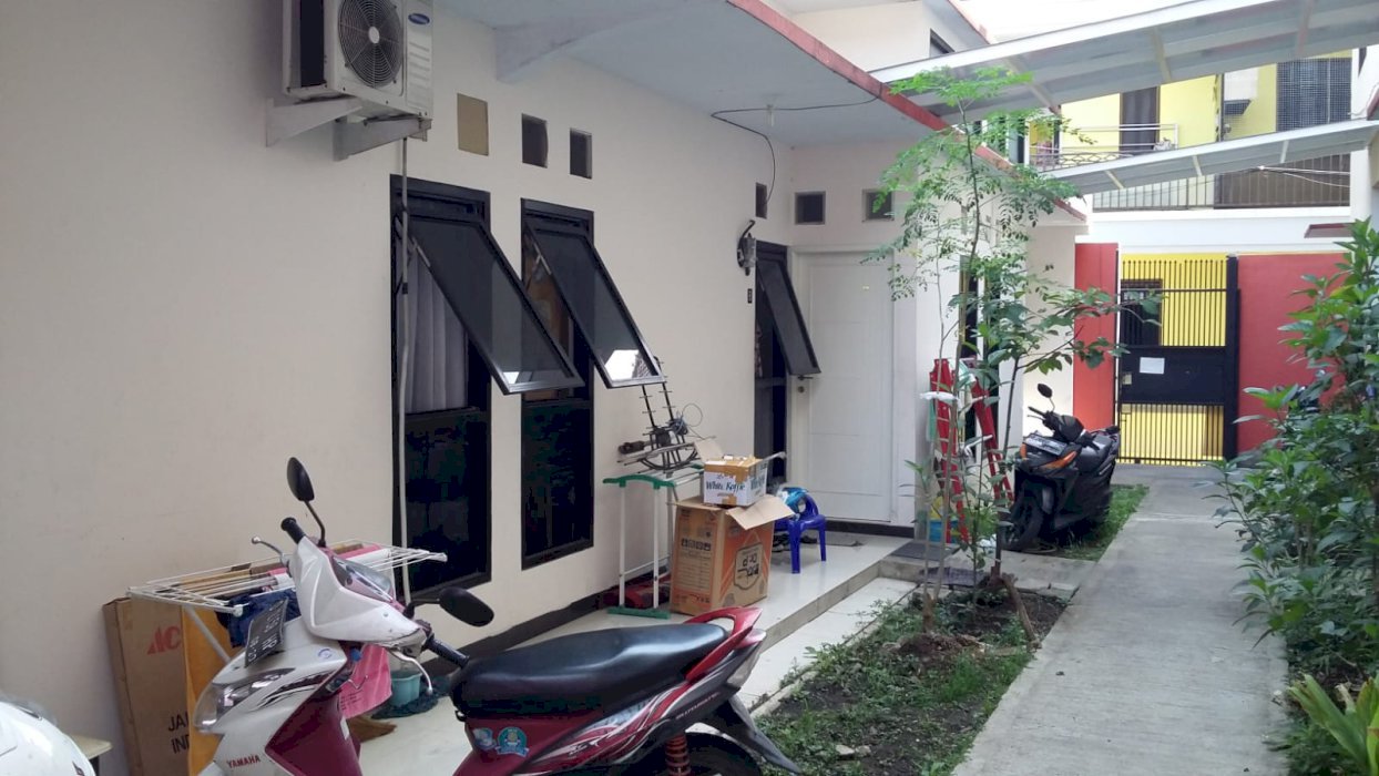 DIKONTRAKKAN RUMAH STRATEGIS DI PASIRKALIKI