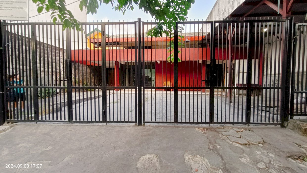 DISEWAKAN RUMAH LOKASI STRATEGIS