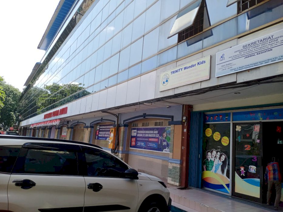 Jual Ruko 4 Lantai Lokasi Strategis Di Nagoya UPB