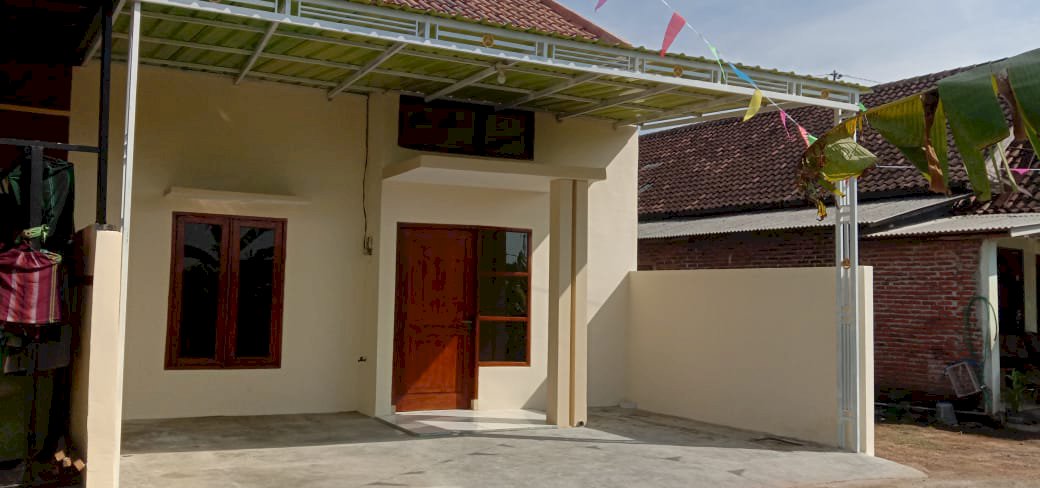 Jual Rumah Free Kanopi Di Cangkring Malang