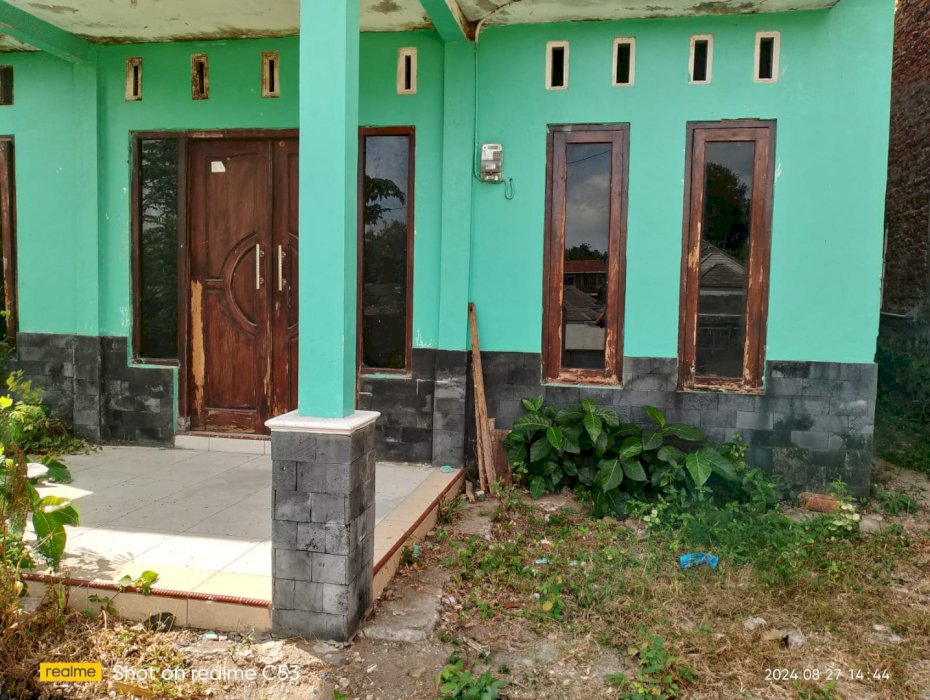 Dijual rumah barat puskesmas bangunjiwo hanya 300juta saja