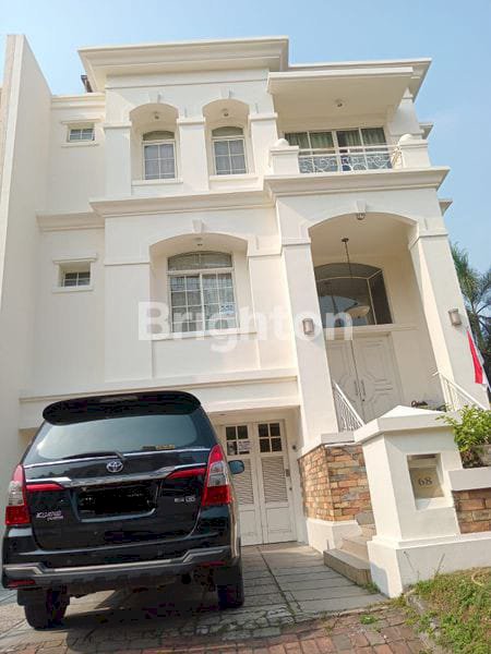 Dijual Rumah 2 Lantai Siap Huni Cendana Golf Jakarta Utara