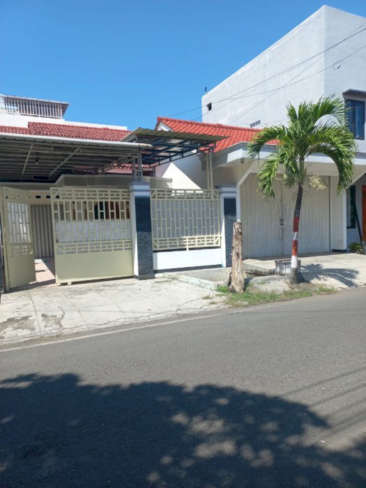 Dijual Nego Keras! Rumah Mewah Modern Nuansa Desa di Cilacap Tengah