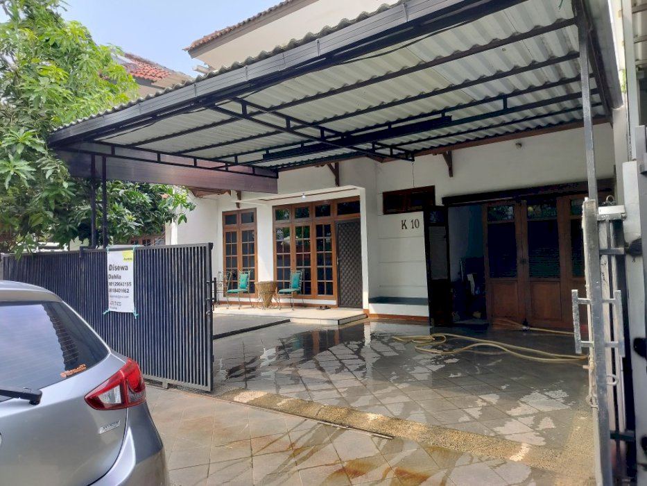 Rumah 2 lantai lebar 10 meter dekat kawasan industri