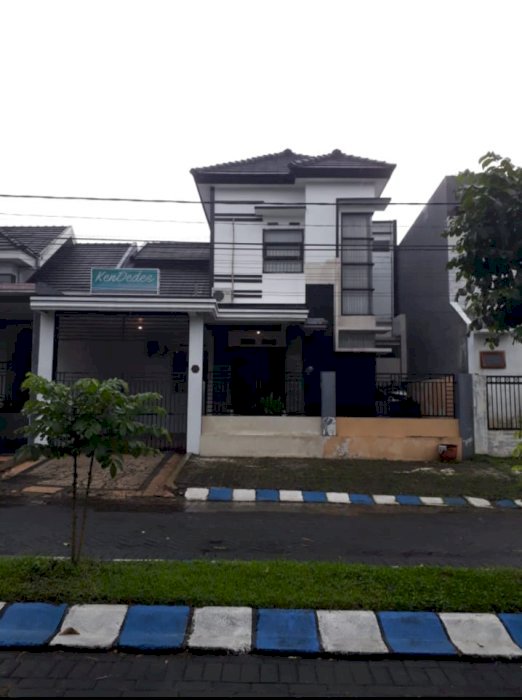 Di Jual Rumah 2 Lantai Lokasi Strategis Di Karangploso Malang