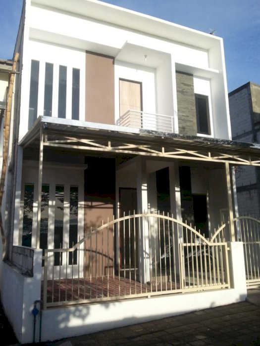 Rumah Kos full penghuni