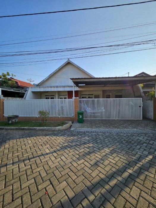 Rumah luas pondok candra