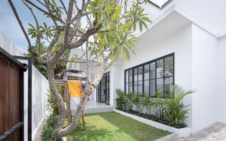Di Jual Villa Bagus Siap Huni Di Mertanadi Seminyak Bali