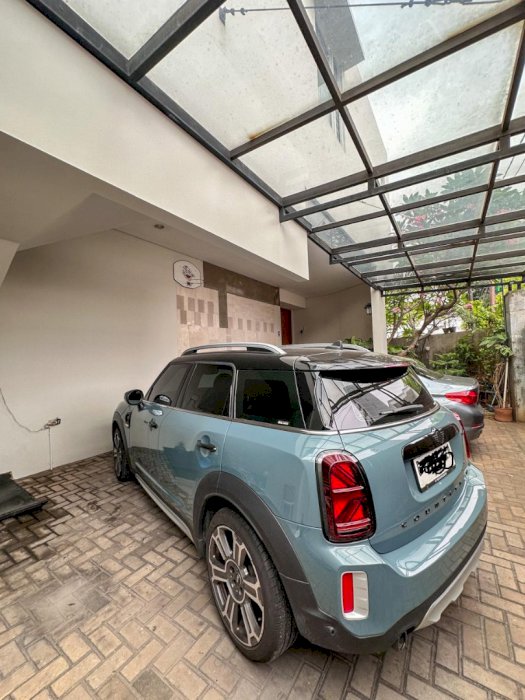 Rumah Bagus Karya Arsitek Henry Gunawan Jl. Kesehatan, Cideng, Jakarta